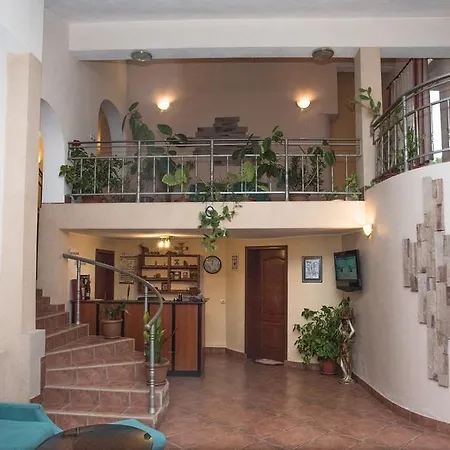 Отель Family Accent Razgrad