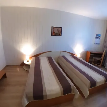 Family Accent Hotel