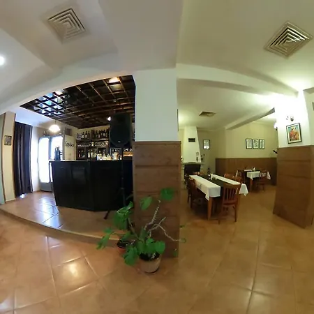 Family Accent Hotel
