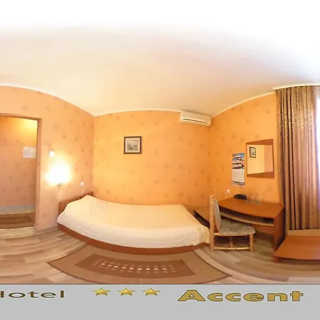 Hotel Family Accent
