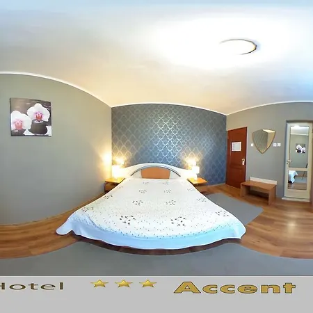 Hotel Family Accent